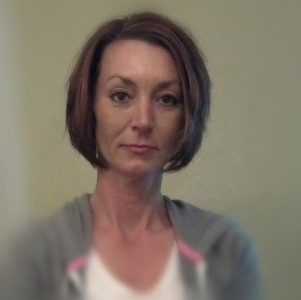 Meet your Posher, Angelia